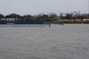 Flooding causes NNHS to be let out at 12:00 pm today 