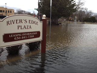 Downtown businesses deal with rising waters of DuPage river 