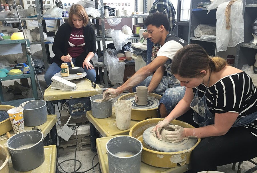 Ceramics students contribute to Empty Bowls Project