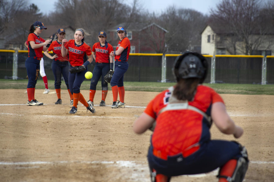 NNHS softball stunned by Naperville Central
