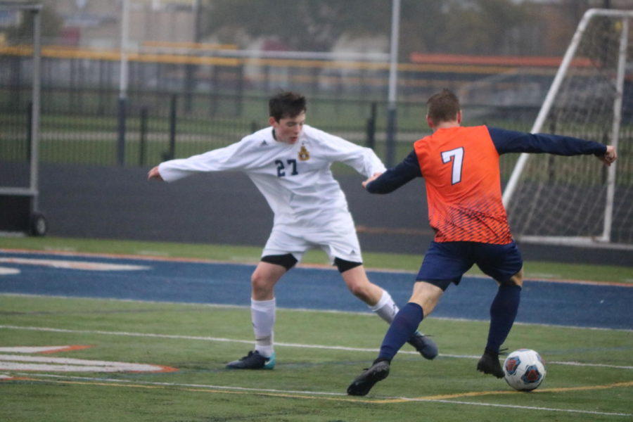 Huskie soccer wins again to continue playoff run