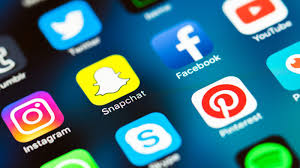 Can teenagers instigate change through social media?