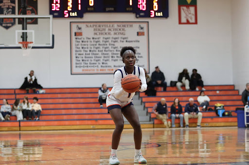 Sophomore Natalie Frempong attempts a free throw.